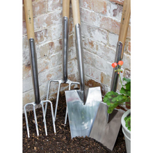 Load image into Gallery viewer, Burgon & Ball Stainless Digging Spade
