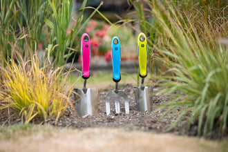 Load image into Gallery viewer, Spear & Jackson Stainless Hand Trowel, weed Fork, and Transplanter Set
