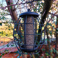 Load image into Gallery viewer, Copdock Mill Twist & Release Squirrel Resistant Sunflower 475g