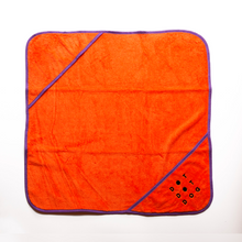 Load image into Gallery viewer, Dot Dot Pet - Highly Absorbent Bamboo Towels for dogs in Small and Medium