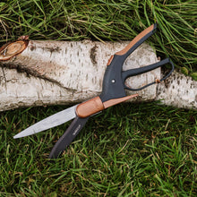 Load image into Gallery viewer, Kent & Stowe SureCut Single Handed Grass Shears