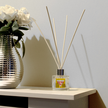 Load image into Gallery viewer, Zero In 30-Day Bamboo Diffuser
