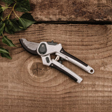 Load image into Gallery viewer, Kent & Stowe Eversharp Lite All Purpose Secateurs