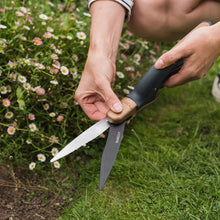 Load image into Gallery viewer, Kent & Stowe SureCut Single Handed Grass Shears