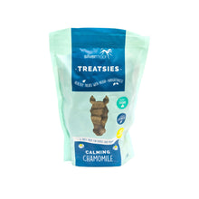 Load image into Gallery viewer, Silvermoor Treatsies Horse Treats 1kg