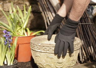 Load image into Gallery viewer, Spear & Jackson Ultra Thermal Gloves - Medium