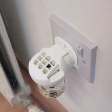 Load image into Gallery viewer, Zero In Knockdown Plug-In Mosquito Killer