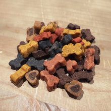 Load image into Gallery viewer, Stockbull Training Treats Mix Bones 500g Tub