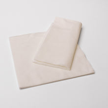 Load image into Gallery viewer, Dot Dot Pet - Biodegradable Eco-Friendly Towels Highly Absorbent 100% Natural Dog & Pet Towels