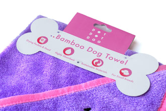 Load image into Gallery viewer, Dot Dot Pet Bamboo Dog Towel Small Purple 50cm x 50cm – Quick-Drying Towel with Hood &amp; Drying Pockets for Small Breeds
