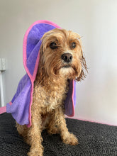 Load image into Gallery viewer, Dot Dot Pet Bamboo Dog Towel Small Purple 50cm x 50cm – Quick-Drying Towel with Hood &amp; Drying Pockets for Small Breeds
