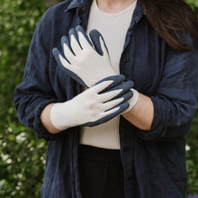 Load image into Gallery viewer, Kent &amp; Stowe Navy Natural Bamboo Gloves - Men's Large
