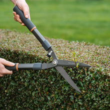 Load image into Gallery viewer, Kent &amp; Stowe Traditional Hedge Shears
