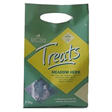 Load image into Gallery viewer, Spillers Horse Treats- Various Sizes 
