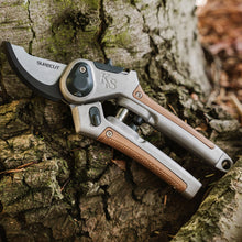 Load image into Gallery viewer, Kent &amp; Stowe SureCut All Purpose Lite Secateurs
