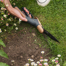 Load image into Gallery viewer, Kent &amp; Stowe SureCut Single Handed Grass Shears
