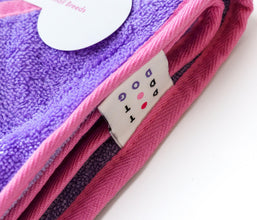 Load image into Gallery viewer, Dot Dot Pet Bamboo Dog Towel Small Purple 50cm x 50cm – Quick-Drying Towel with Hood &amp; Drying Pockets for Small Breeds
