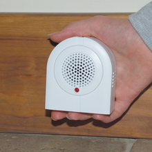 Load image into Gallery viewer, The Big Cheese Battery Powered Mouse Repellent
