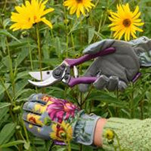Load image into Gallery viewer, Burgon &amp; Ball Asteraceae Secateurs
