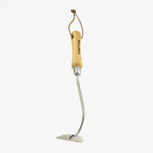 Load image into Gallery viewer, Kent &amp; Stowe Stainless Steel Hand Onion Hoe
