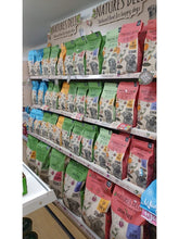 Load image into Gallery viewer, Natures Deli Chicken and Fish Sushi Rolls 100g
