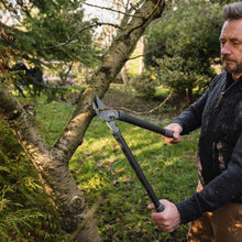 Load image into Gallery viewer, Kent &amp; Stowe Traditional All Purpose Loppers
