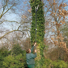 Load image into Gallery viewer, Spear &amp; Jackson Telescopic Tree Pruner
