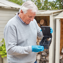 Load image into Gallery viewer, The Big Cheese Block Bait Rodent Killer Kit
