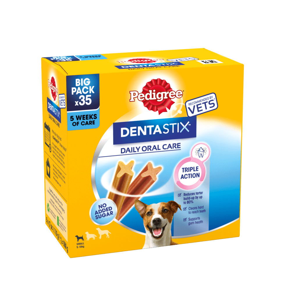 PEDIGREE DentaStix Daily Dental Chews For Small, Medium and Large Dogs x 4 Packs